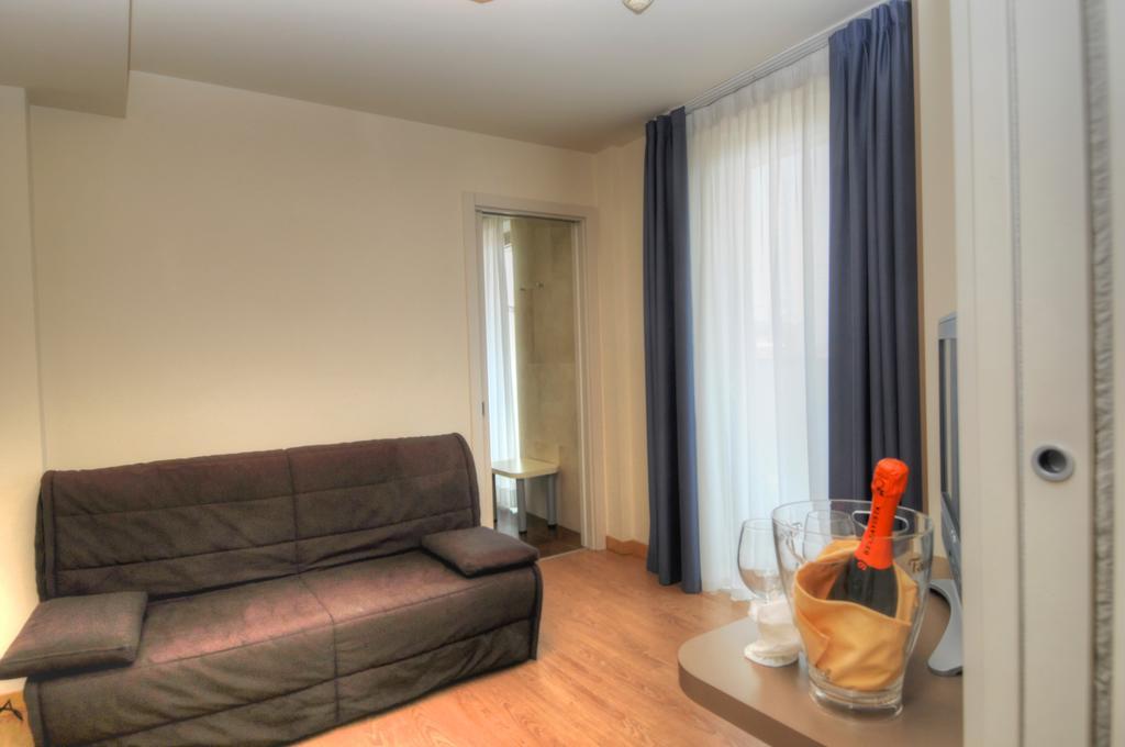 Hotel Pasha Lignano Sabbiadoro Dış mekan fotoğraf