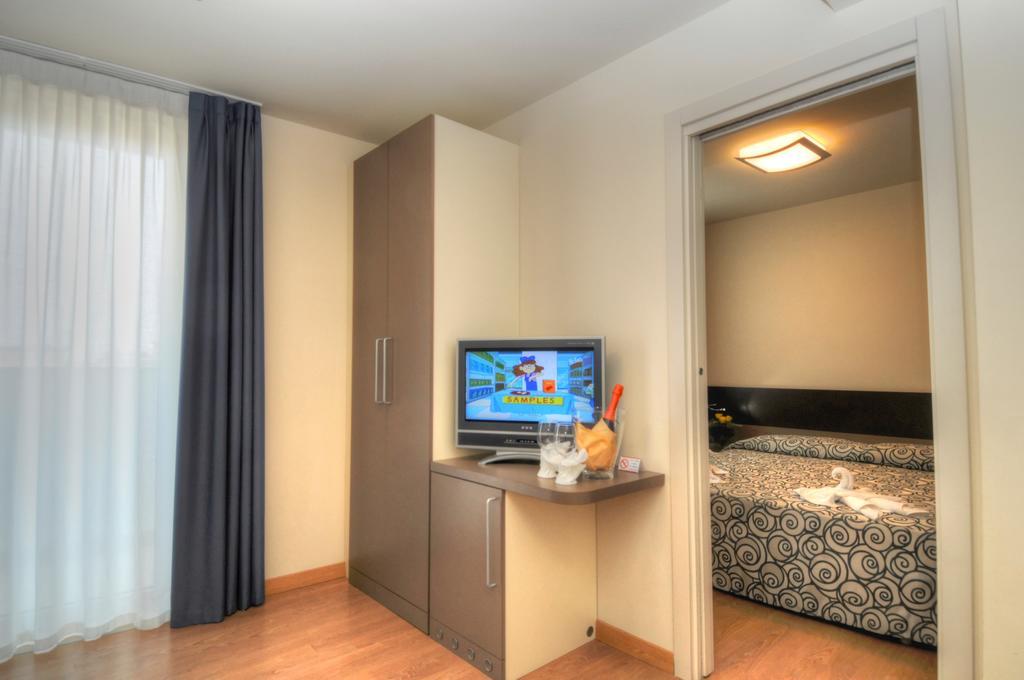Hotel Pasha Lignano Sabbiadoro Dış mekan fotoğraf