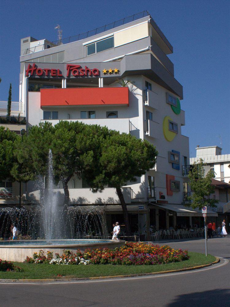 Hotel Pasha Lignano Sabbiadoro Dış mekan fotoğraf
