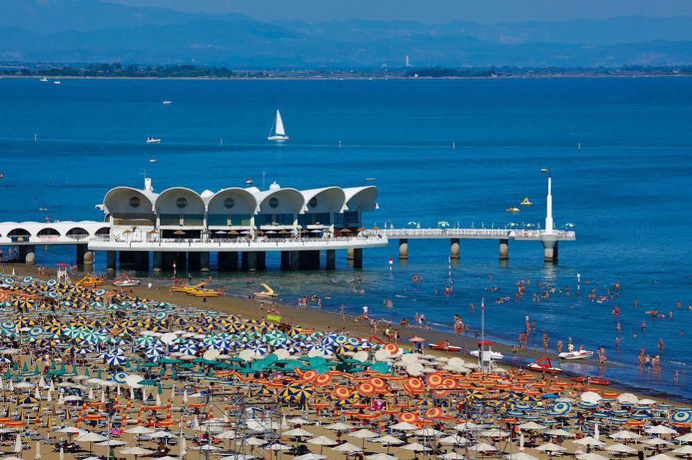 Hotel Pasha Lignano Sabbiadoro Dış mekan fotoğraf