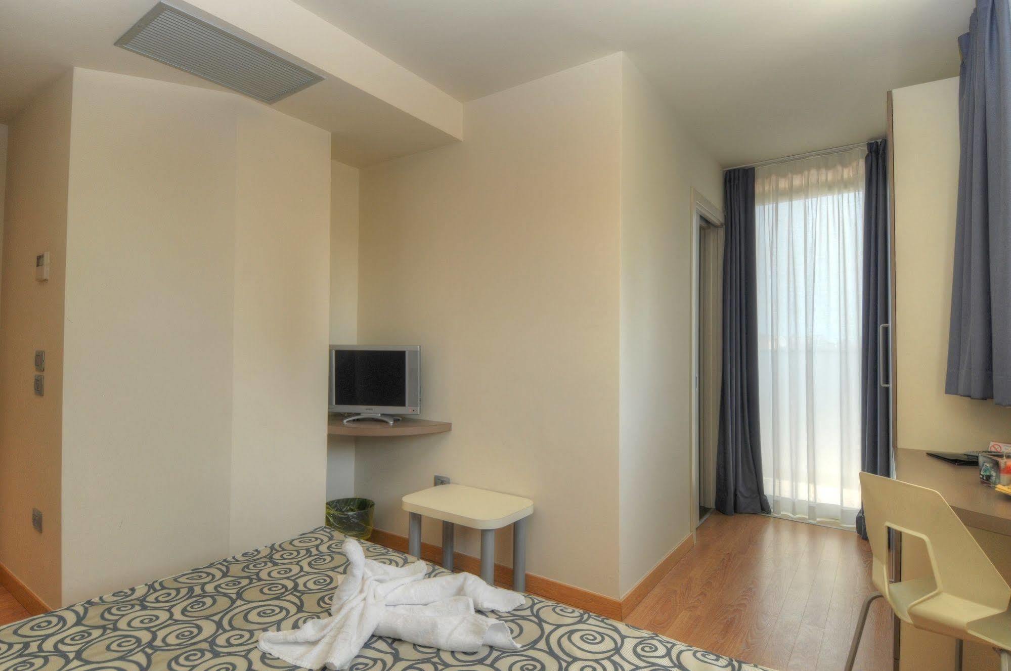 Hotel Pasha Lignano Sabbiadoro Dış mekan fotoğraf