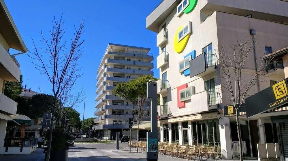 Hotel Pasha Lignano Sabbiadoro Dış mekan fotoğraf