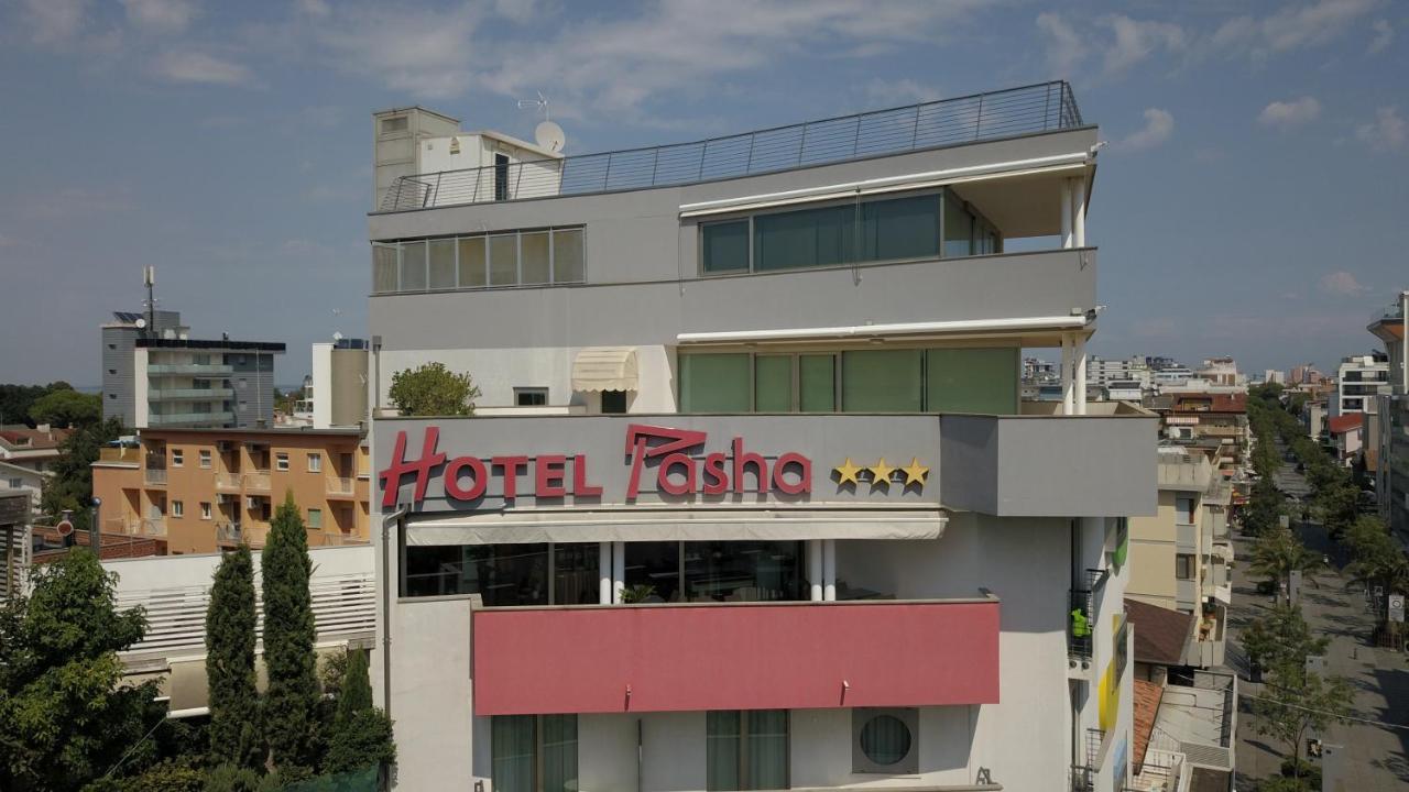 Hotel Pasha Lignano Sabbiadoro Dış mekan fotoğraf